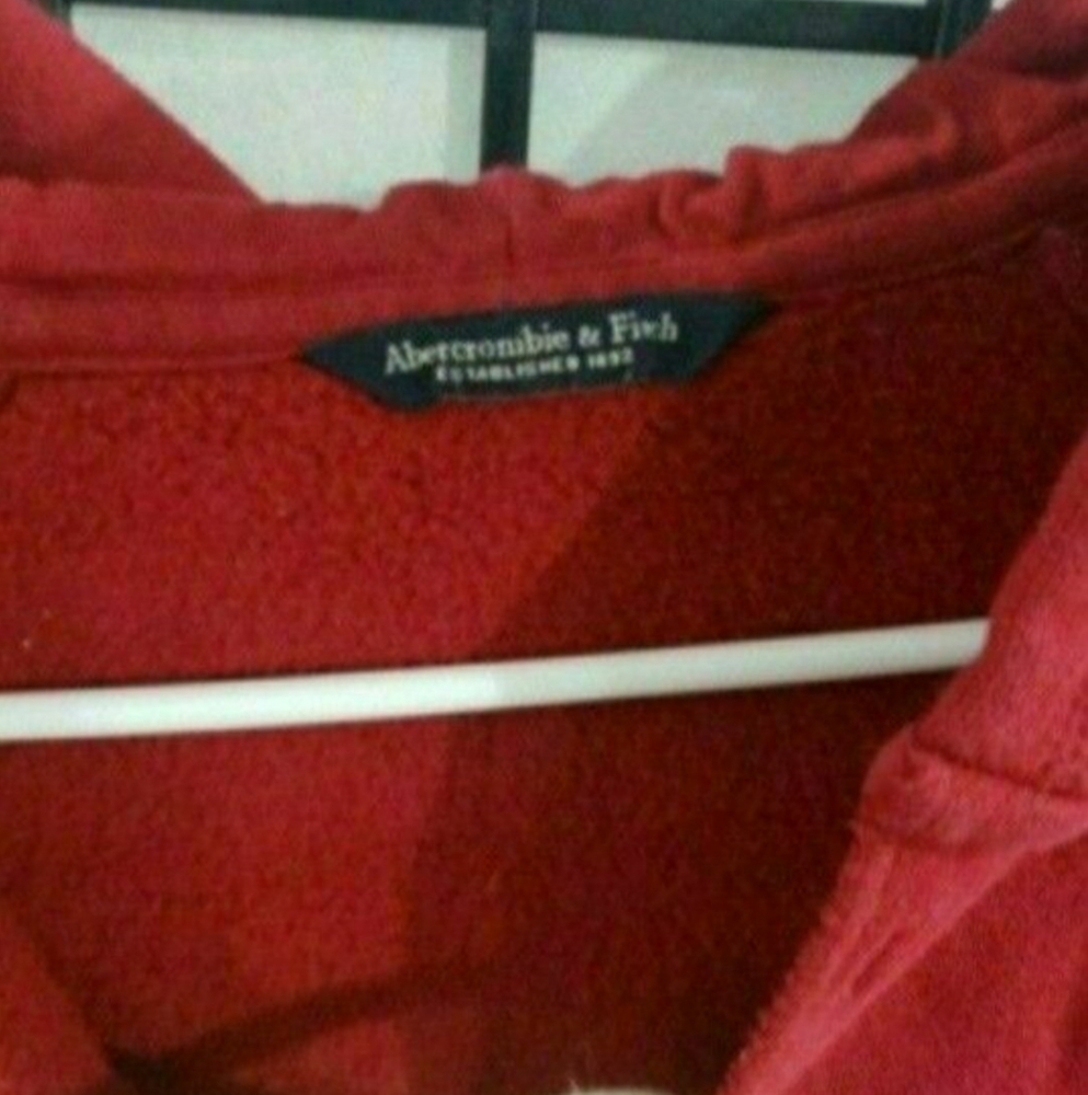 Sweater. - Picture 3 of 6